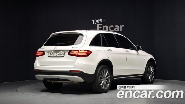 Mercedes-Benz GLC-Class GLC350e 4MATIC Premium — пробег 85 431 км — фото 2 из 5