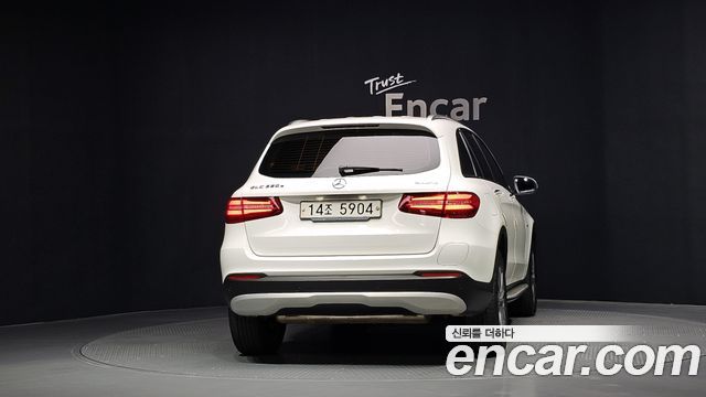 Mercedes-Benz GLC-Class GLC350e 4MATIC Premium — пробег 85 431 км — фото 4 из 5