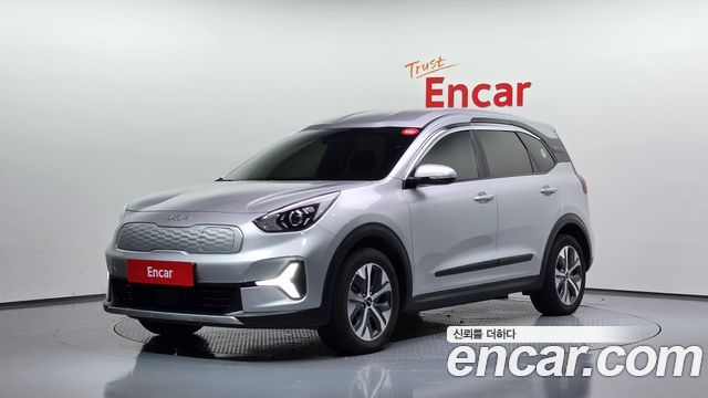 Kia Niro Light (Taxi Trim) — пробег 174 077 км — фото 1 из 5