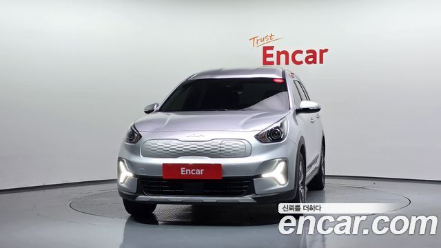 Kia Niro Light (Taxi Trim) — пробег 174 077 км — фото 3 из 5