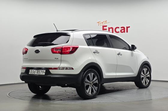 Kia Sportage Diesel 2WD TLX High-Deluxe — пробег 110 760 км — фото 2 из 5