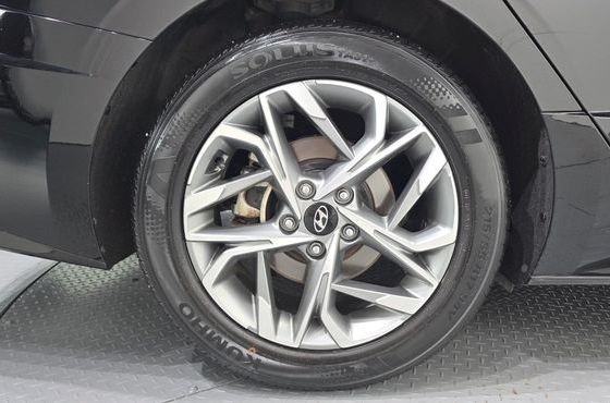 Hyundai Sonata 2.0 Premium Plus — пробег 70 701 км — фото 5 из 5