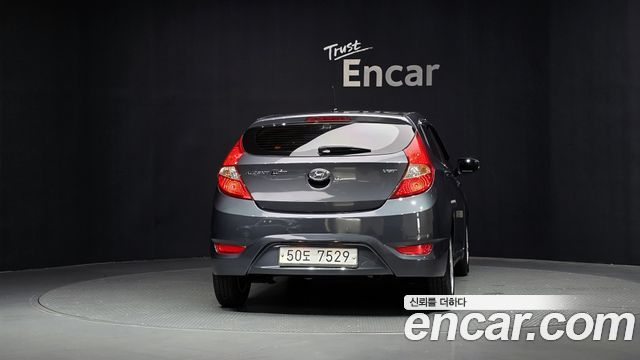 Hyundai Accent из Кореи Encar