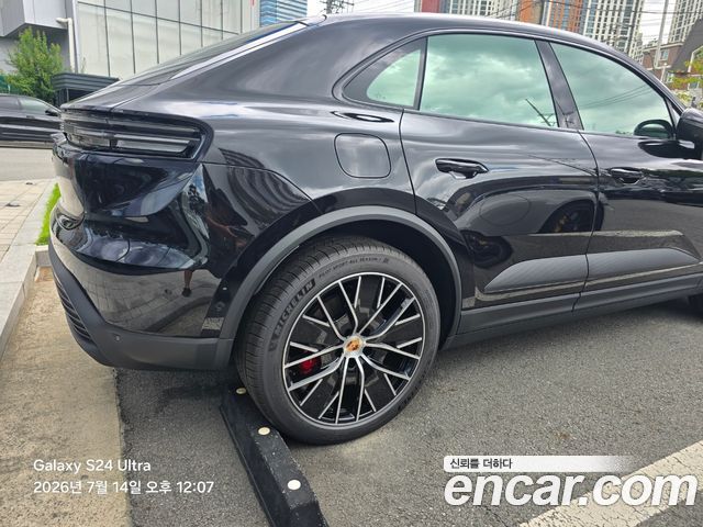 Porsche Macan 4S — пробег 1 300 км — фото 2 из 5