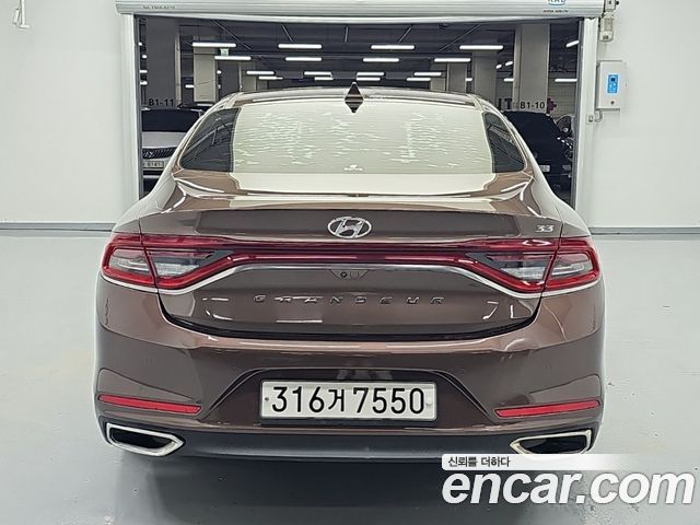 Hyundai Grandeur 3.3 Celebrity — пробег 91 200 км — фото 3 из 5