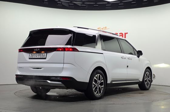 Kia Carnival Gasoline 9-Seater Signature — пробег 87 353 км — фото 2 из 5