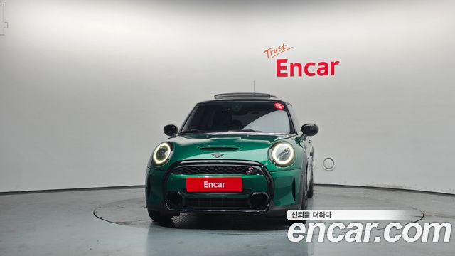 Mini Cooper Classic Third Generation — пробег 53 038 км — фото 3 из 5