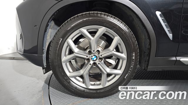 BMW X4 xDrive20i xLine — пробег 64 072 км — фото 5 из 5