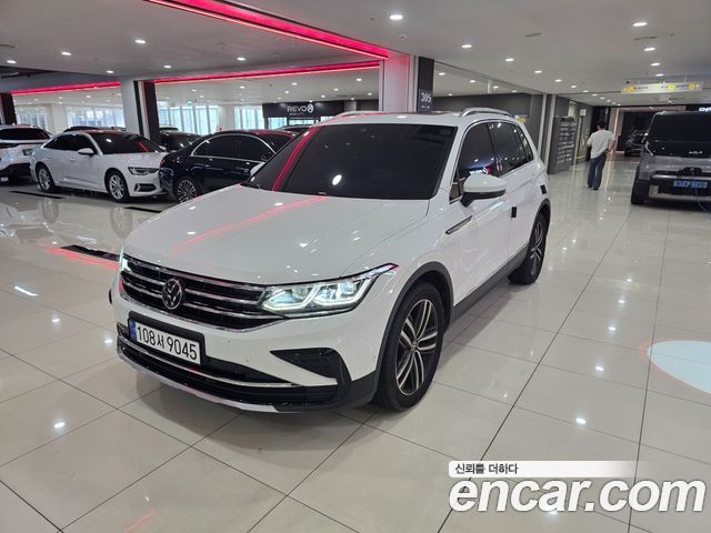 Volkswagen Tiguan 2.0 TDI Prestige — пробег 29 176 км — фото 1 из 5