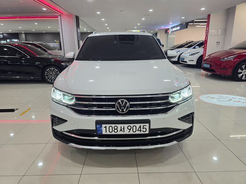 Volkswagen Tiguan 2.0 TDI Prestige — пробег 29 176 км — фото 2 из 5