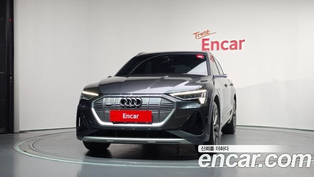 Audi e-tron 55 Quattro Sportback — пробег 86 304 км — фото 3 из 5