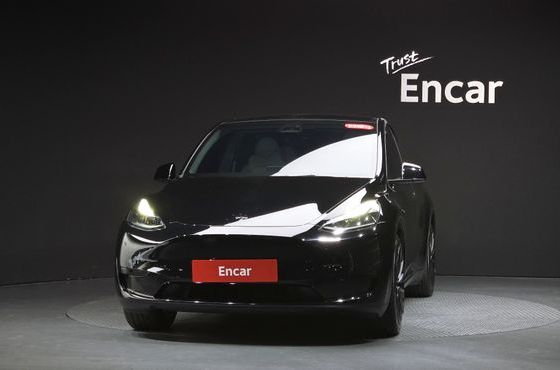 Tesla Model Y RWD — пробег 49 798 км — фото 3 из 5