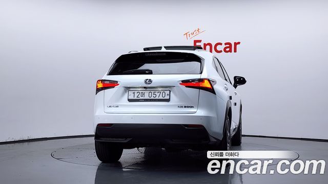 Lexus NX Supreme — пробег 154 598 км — фото 4 из 5