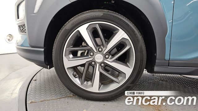 Hyundai Kona из Кореи Encar
