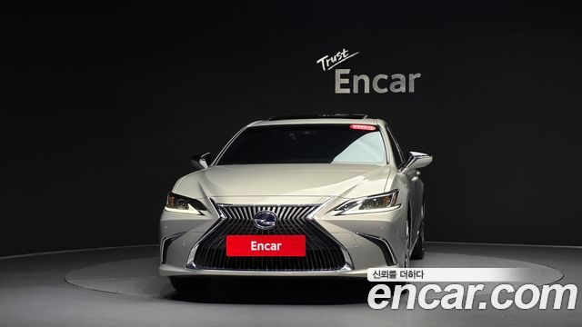 Lexus ES Luxury Plus — пробег 86 584 км — фото 3 из 5