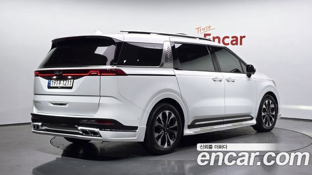 Kia Carnival из Кореи Encar