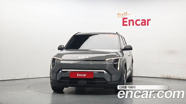 Kia EV3 Long Range 2WD Earth — пробег 16 763 км — фото 3 из 5
