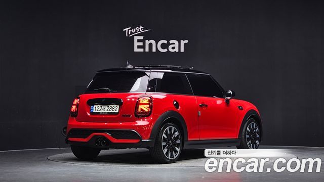 Mini Cooper Classic Third Generation — пробег 30 889 км — фото 2 из 5