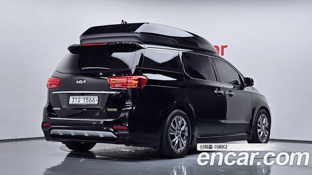 Kia Carnival 7-Seater Hi-Limousine President — пробег 70 961 км — фото 2 из 5