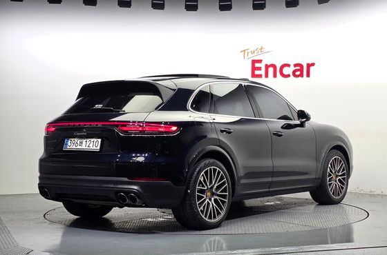 Porsche Cayenne 3.0 — пробег 56 068 км — фото 2 из 5