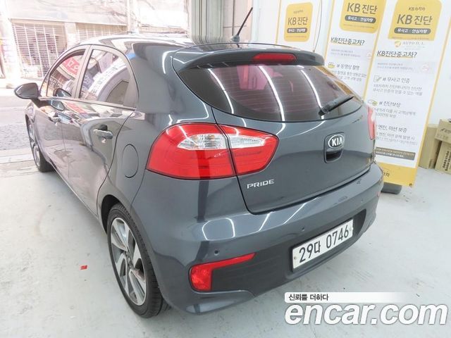 Kia pride 5DR 1.6 GDI Luxury — пробег 107 758 км — фото 4 из 5