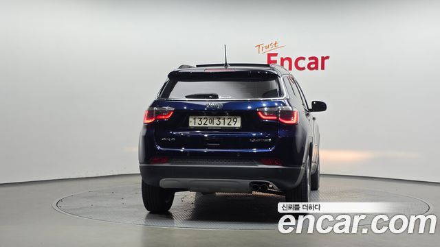 Jeep Compass из Кореи Encar