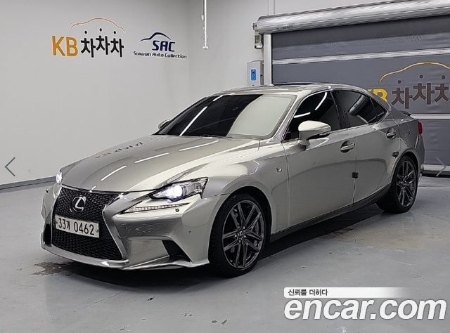 Lexus IS F-Sport XE30 — пробег 121 250 км — фото 1 из 5