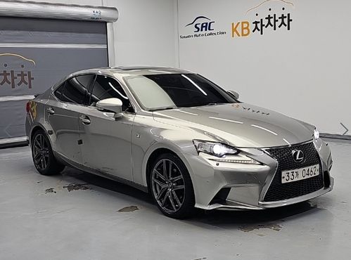 Lexus IS F-Sport XE30 — пробег 121 250 км — фото 4 из 5