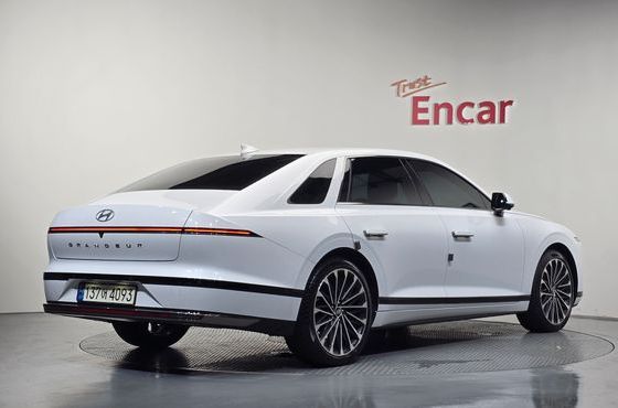 Hyundai Grandeur Calligraphy — пробег 62 829 км — фото 2 из 5