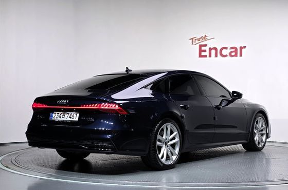 Audi A7 55 TFSI e Quattro Premium — пробег 49 757 км — фото 2 из 5