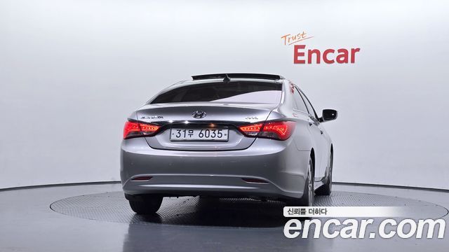 Hyundai Sonata CVVL Premium — пробег 132 451 км — фото 4 из 5