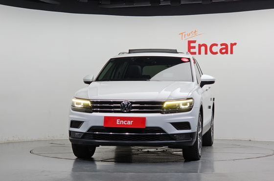 Volkswagen Tiguan 2.0 TDI 4Motion Prestige — пробег 132 685 км — фото 3 из 5