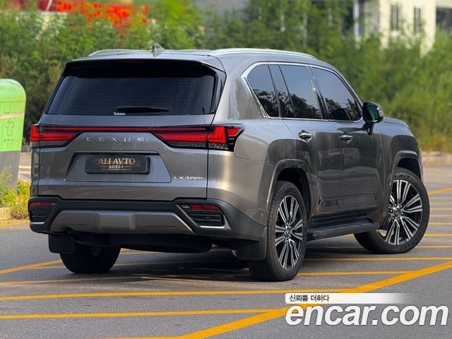 Lexus LX 700h Luxury — пробег 5 229 км — фото 3 из 5