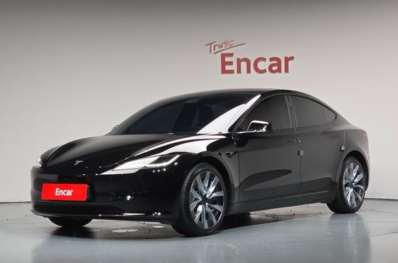Tesla Model 3 RWD — пробег 29 578 км — фото 1 из 5