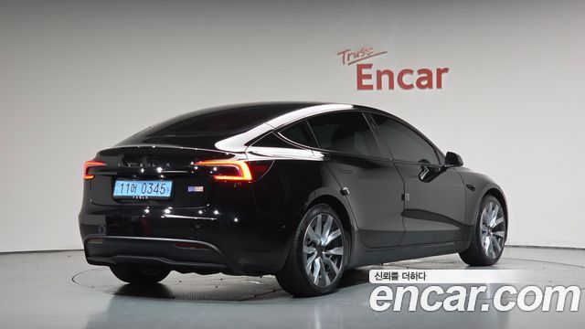 Tesla Model 3 RWD — пробег 29 578 км — фото 2 из 5