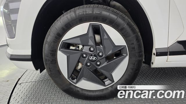 Hyundai Kona Long Range Premium — пробег 50 189 км — фото 5 из 5