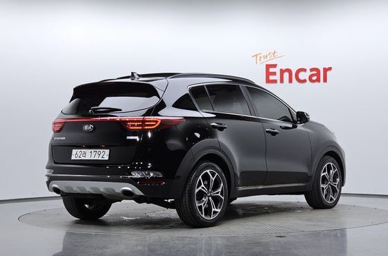 Kia Sportage Diesel 2.0 2WD Inteligent — пробег 102 021 км — фото 2 из 5