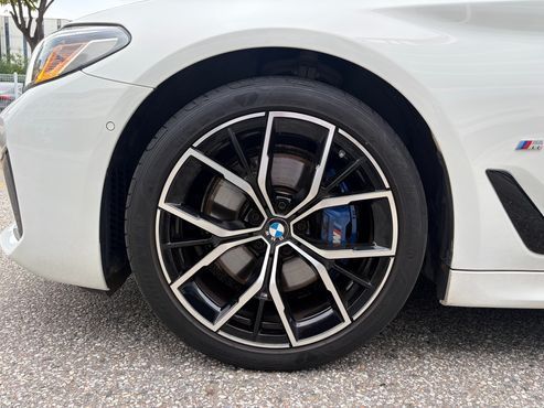 BMW 5-Series 530i xDrive M Sport Package — пробег 43 878 км — фото 5 из 5
