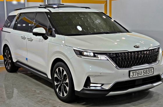 Kia Carnival Diesel 9-Seater Signature — пробег 99 583 км — фото 3 из 5