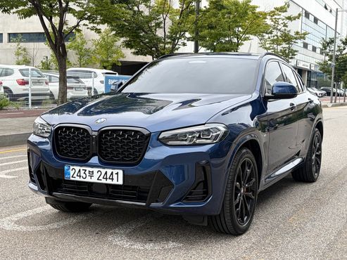 BMW X4 xDrive20i M Sport Pro Special Edition — пробег 5 360 км — фото 1 из 5