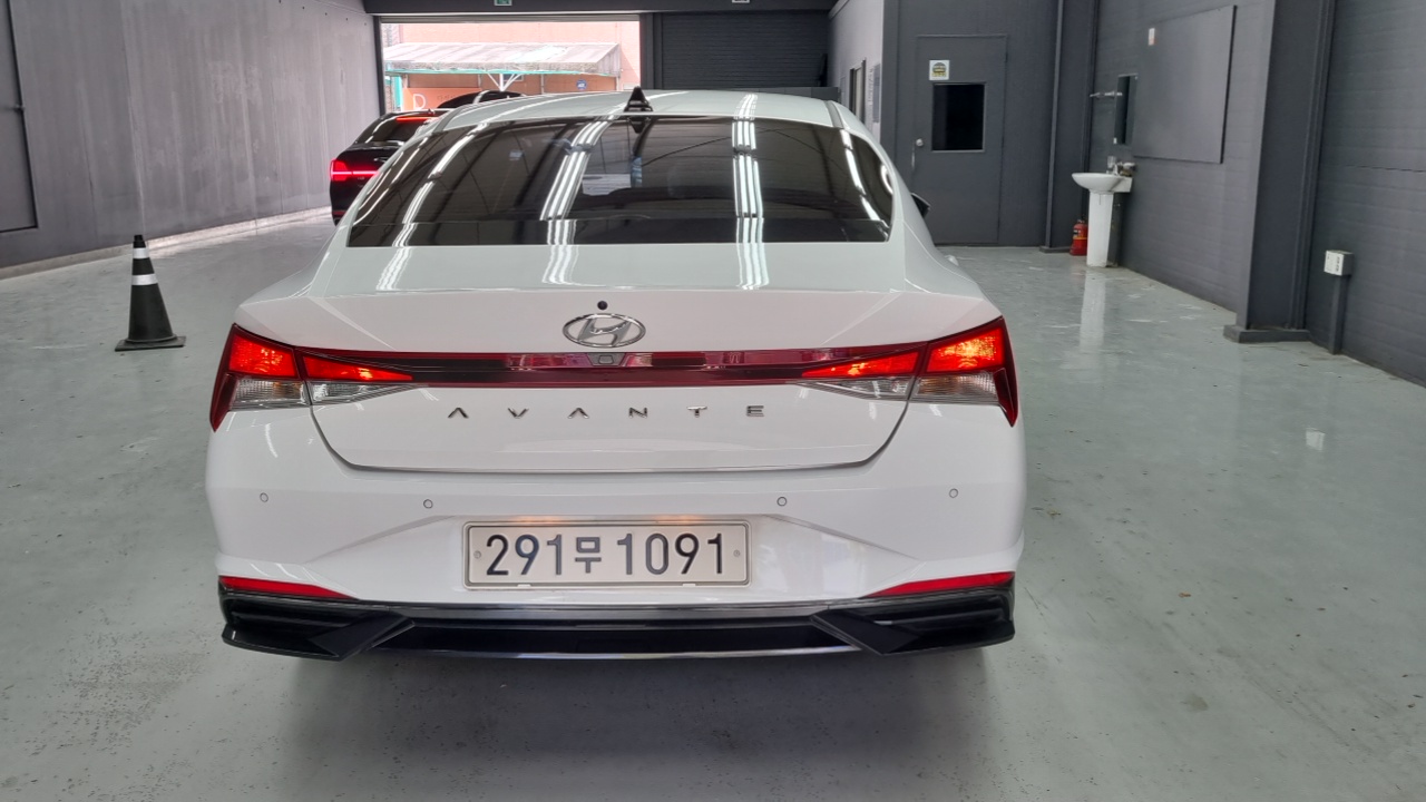 Hyundai AVANTE из Кореи Encar