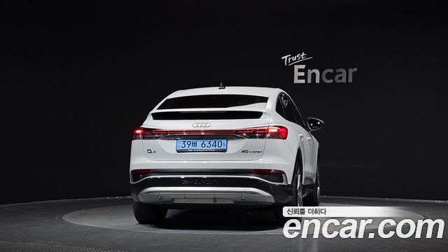 Audi Q4 e-tron 40 Premium Sportback — пробег 71 044 км — фото 4 из 5