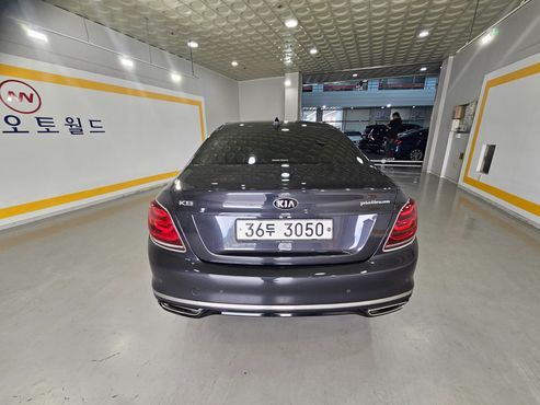 Kia K9 3.8 GDI AWD PlatinumⅡ — пробег 73 387 км — фото 4 из 5