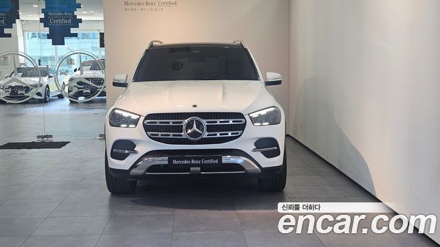 Mercedes-Benz GLE-Class GLE450 4MATIC — пробег 3 046 км — фото 3 из 5