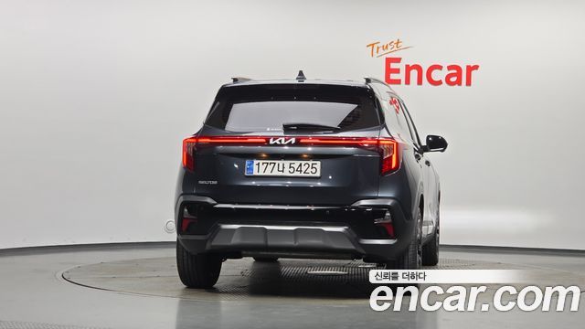 Kia Seltos из Кореи Encar
