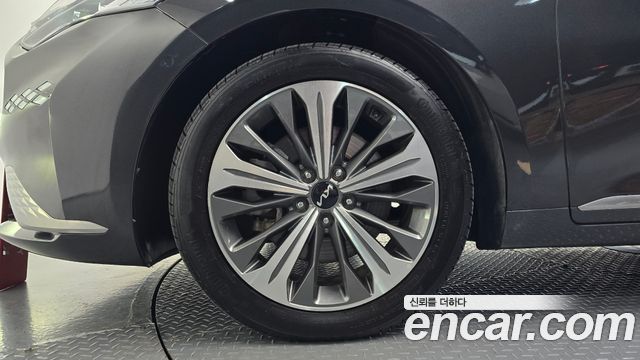 Kia K8 из Кореи Encar