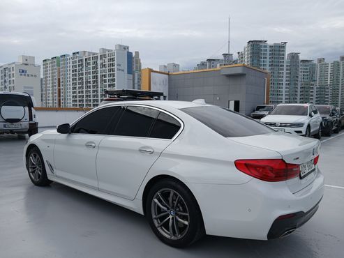 BMW 5-Series 520d xDrive M Sport Package — пробег 193 942 км — фото 4 из 5