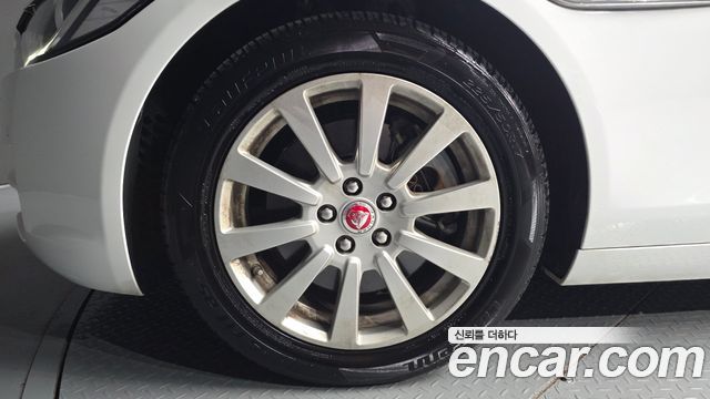 Jaguar XE из Кореи Encar
