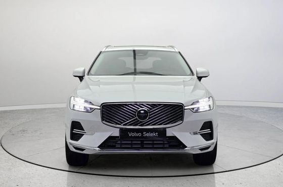 Volvo XC60 T8 Ultra Bright — пробег 1 109 км — фото 3 из 5