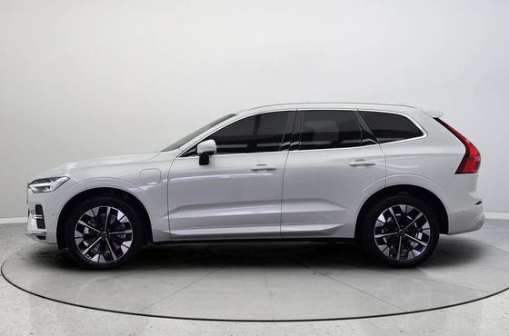 Volvo XC60 T8 Ultra Bright — пробег 1 109 км — фото 4 из 5
